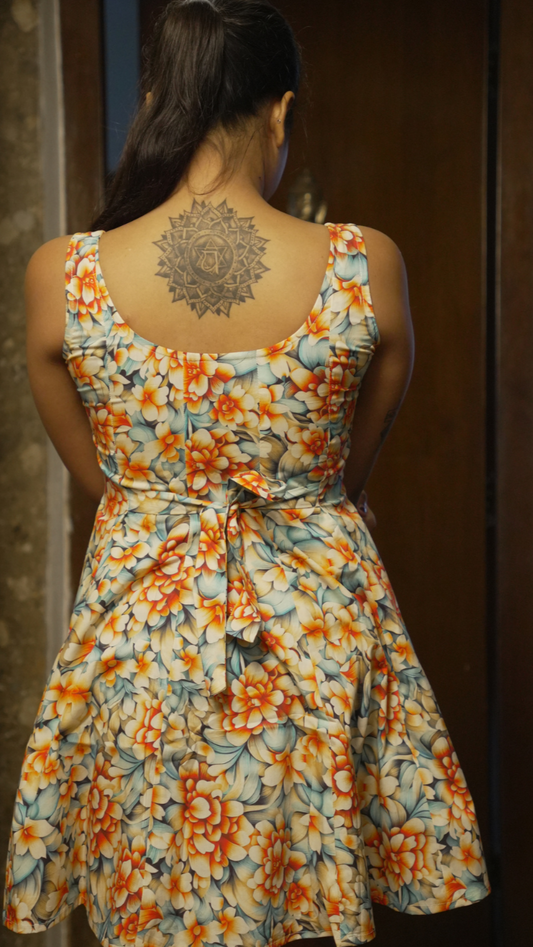 Manjiri Short Dress